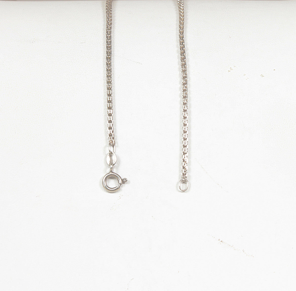 Elegant Sterling Silver Oval Opening Locket Necklace