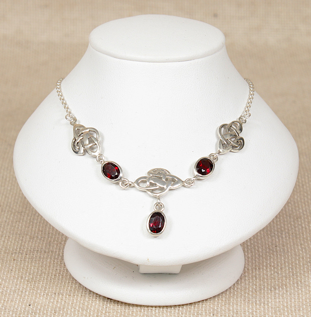 Stylish Kit Heath Sterling Silver Garnet Celtic Knot Necklace