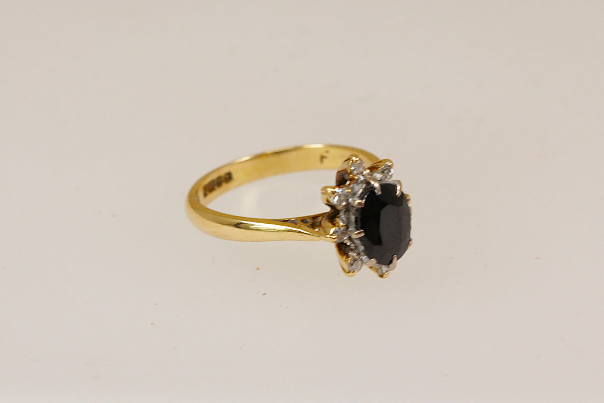 Classic 18ct Gold Midnight Blue Sapphire & Diamond ‘Diana’ Style Ring