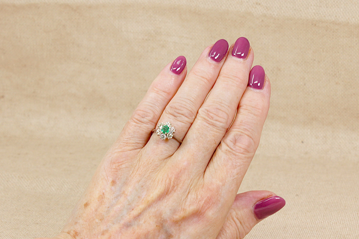 Exceptional 18ct White Gold Emerald & Diamond Cluster Ring