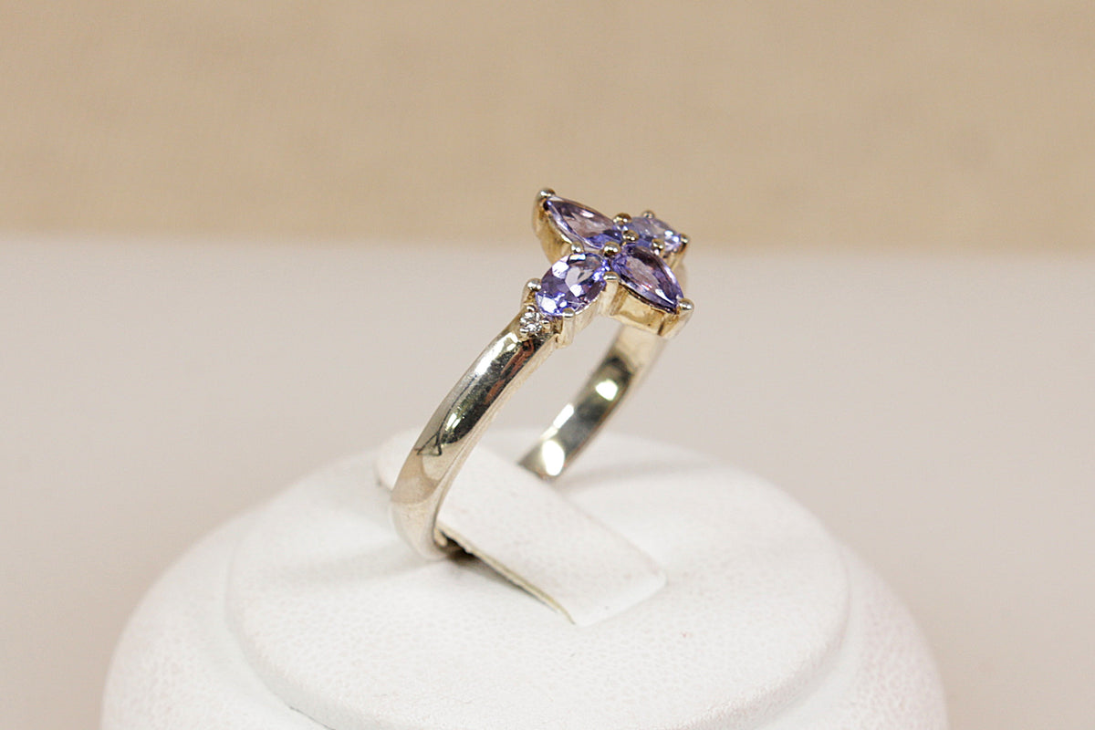 Sterling Silver Blue Iolite Flower Design Ring