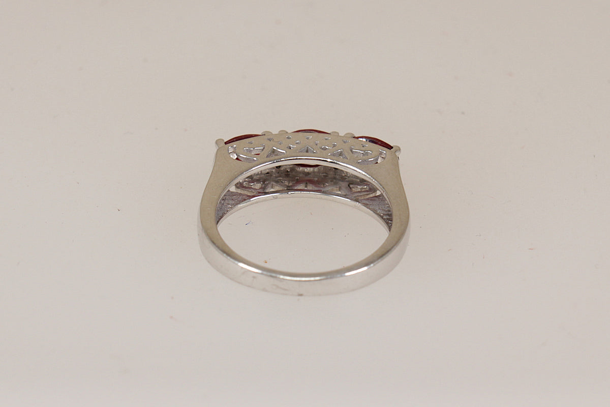 Stylish Sterling Silver Garnet Trilogy Ring