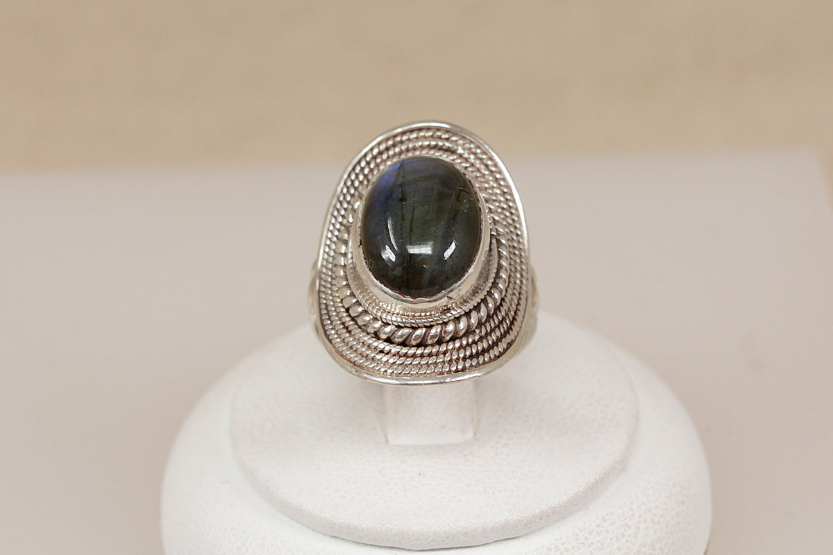 Sterling Silver Labradorite ‘Suarti’ Style Statement Ring