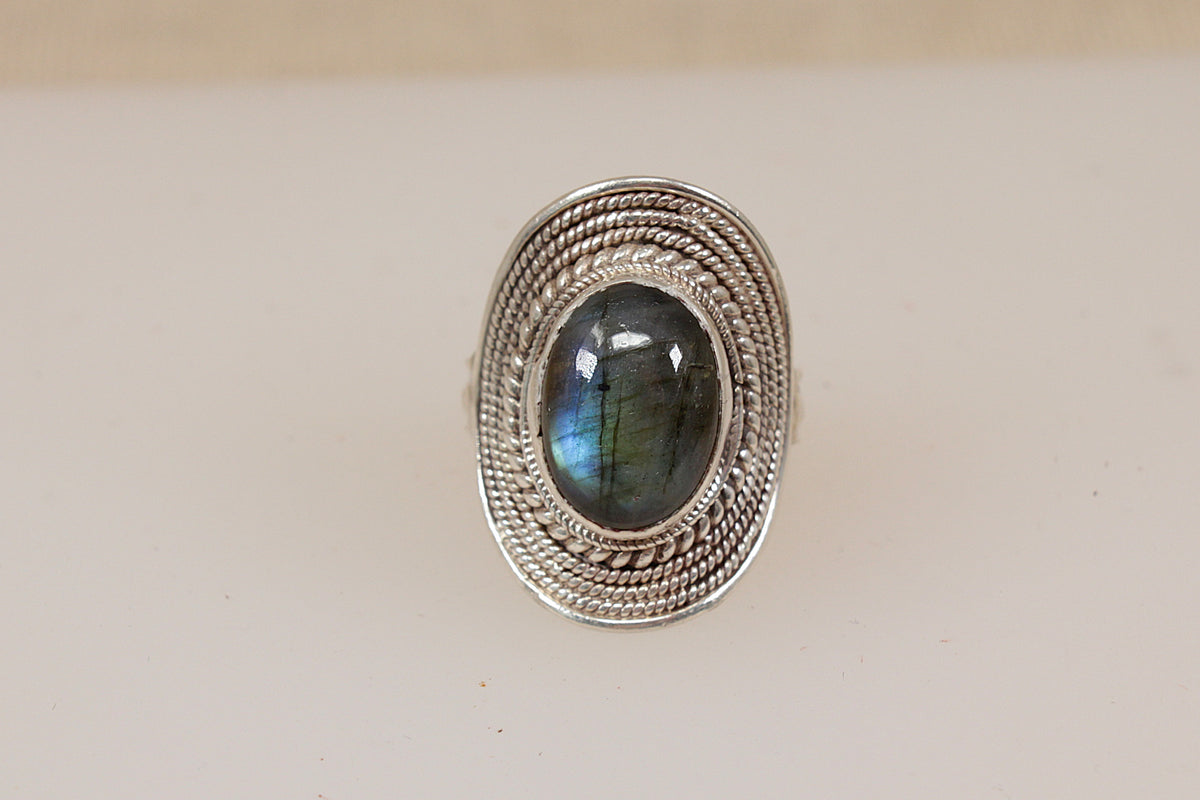 Sterling Silver Labradorite ‘Suarti’ Style Statement Ring