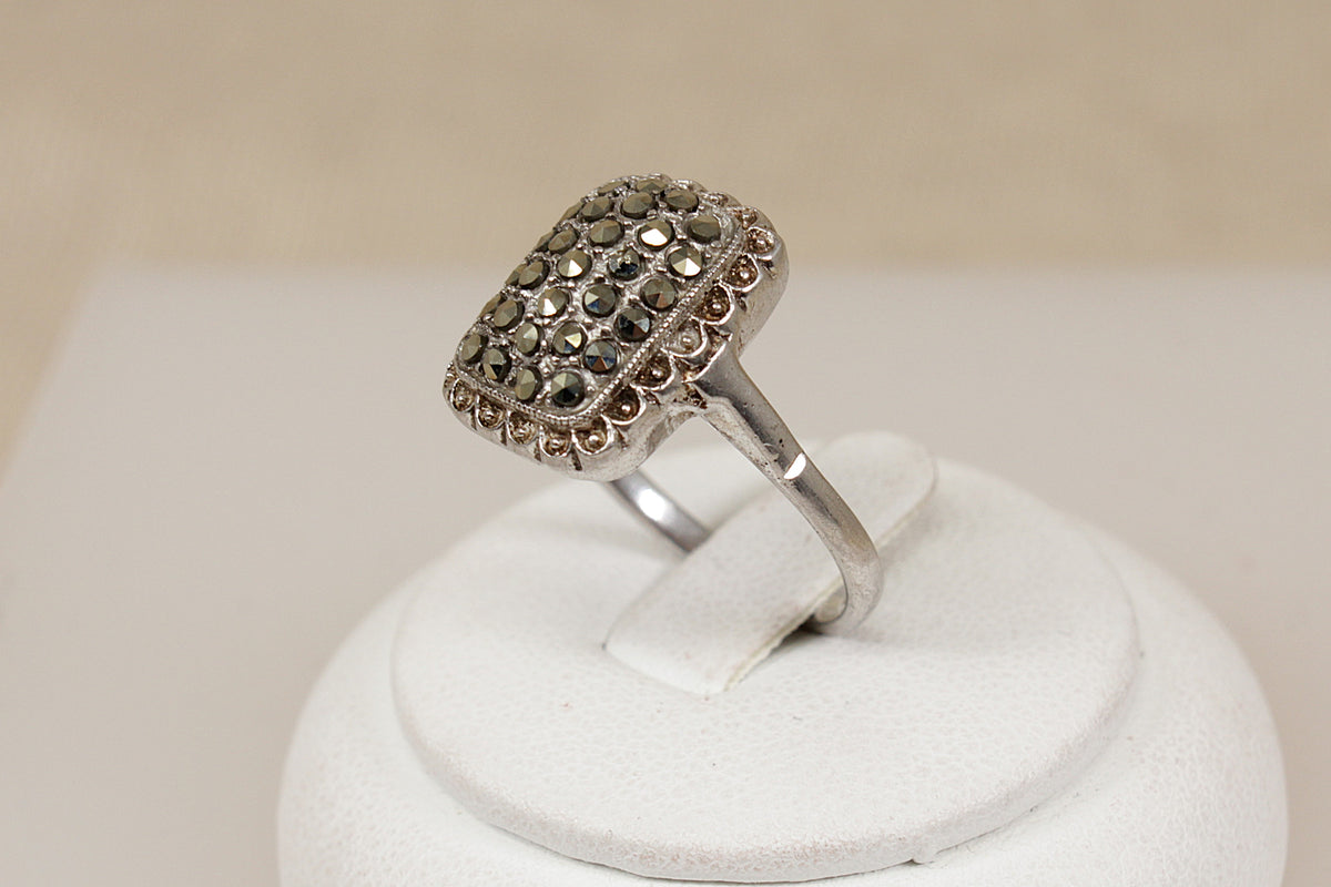 Vintage Art Deco Style Sterling Silver & Marcasite Ring