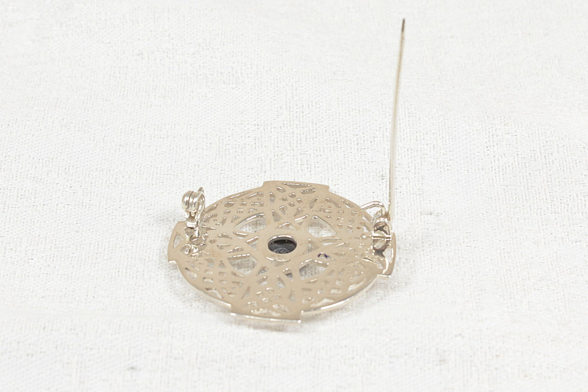 Sterling Silver Celtic Round Brooch with Centre Onyx Gemstone