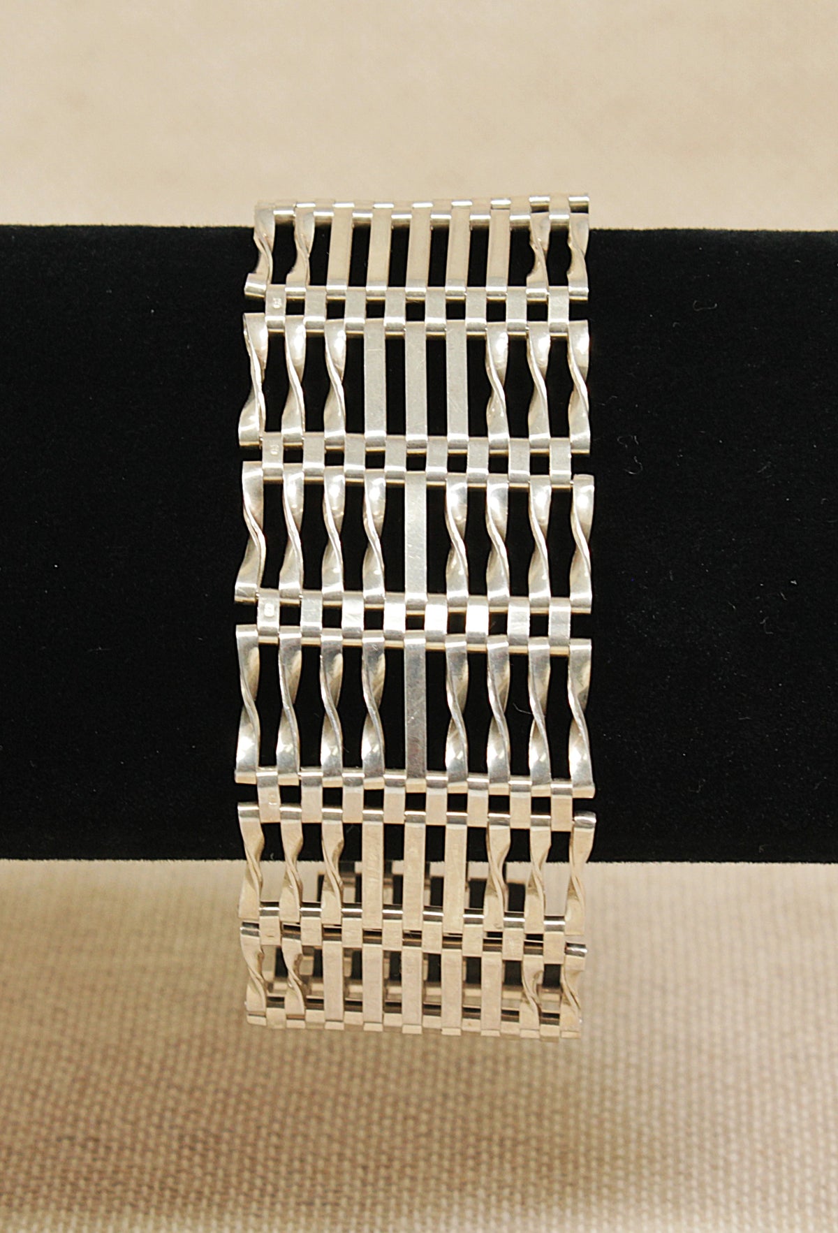 Vintage 1972 Sterling Silver 9-Bar Gate Bracelet