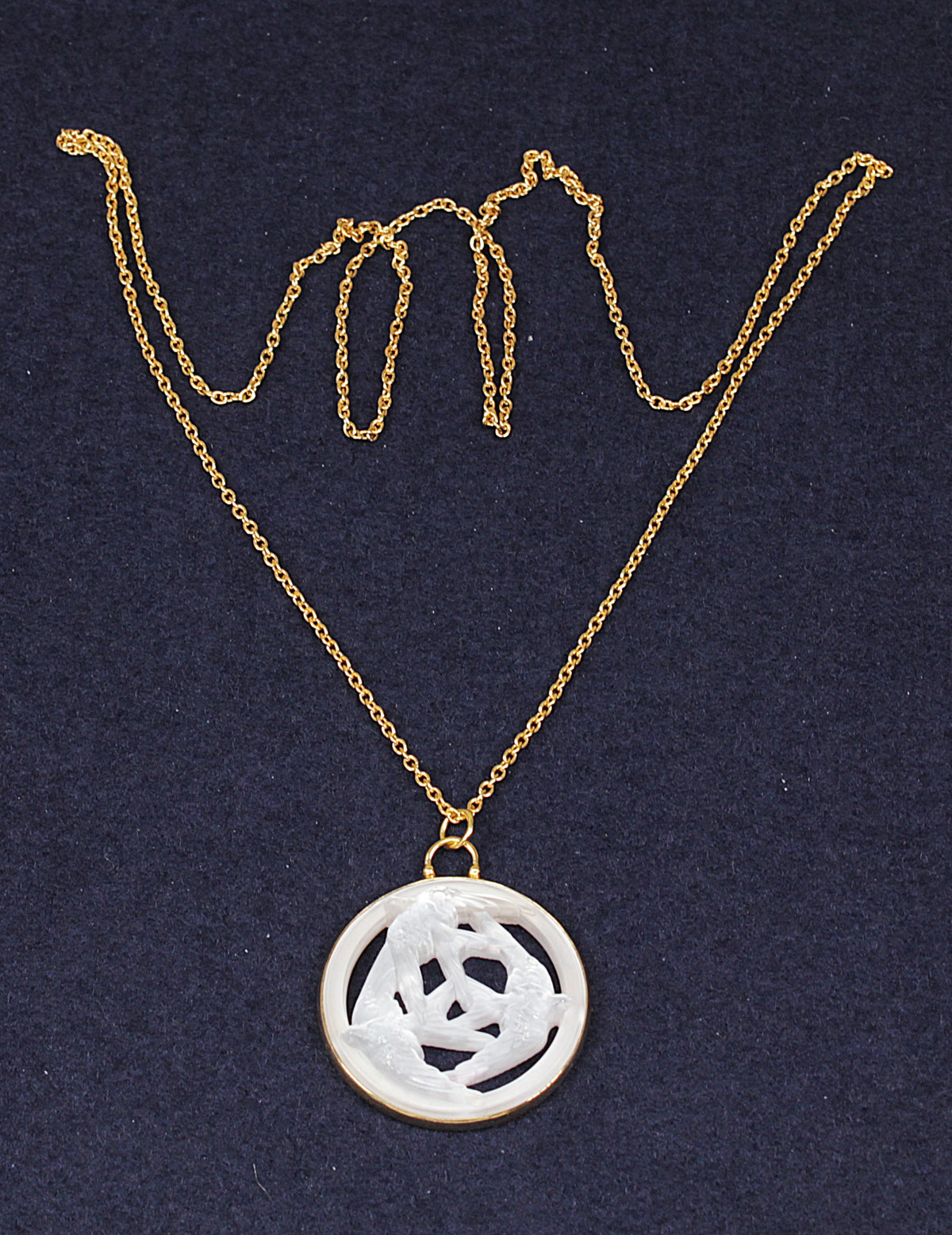Classic Lalique Hirondelles Three Swallows Crystal Pendant – Vermeil Gold on Silver