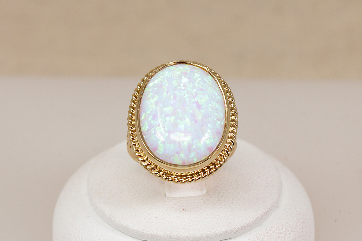 Stunning Large 9ct Gold Oval Opal Ring – 2011
