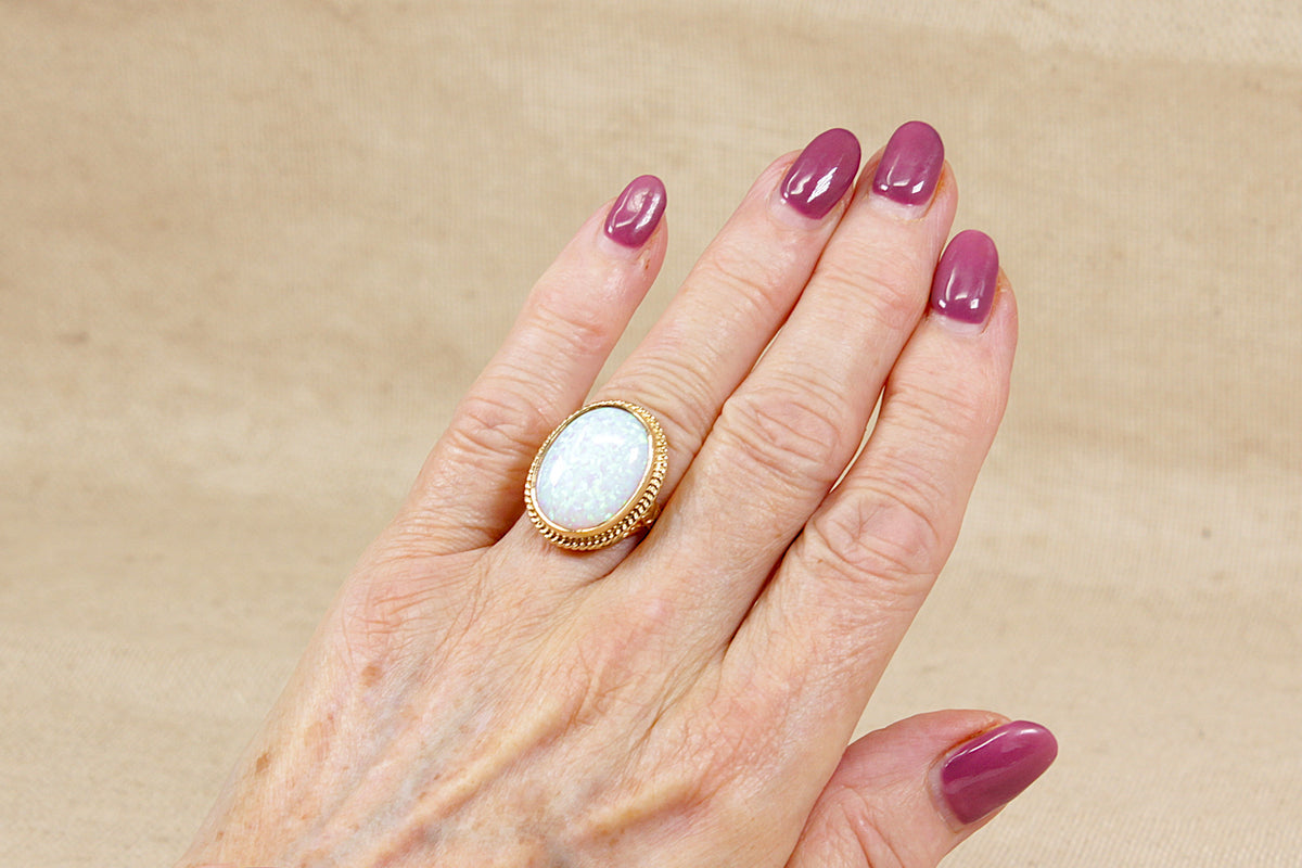 Stunning Large 9ct Gold Oval Opal Ring – 2011